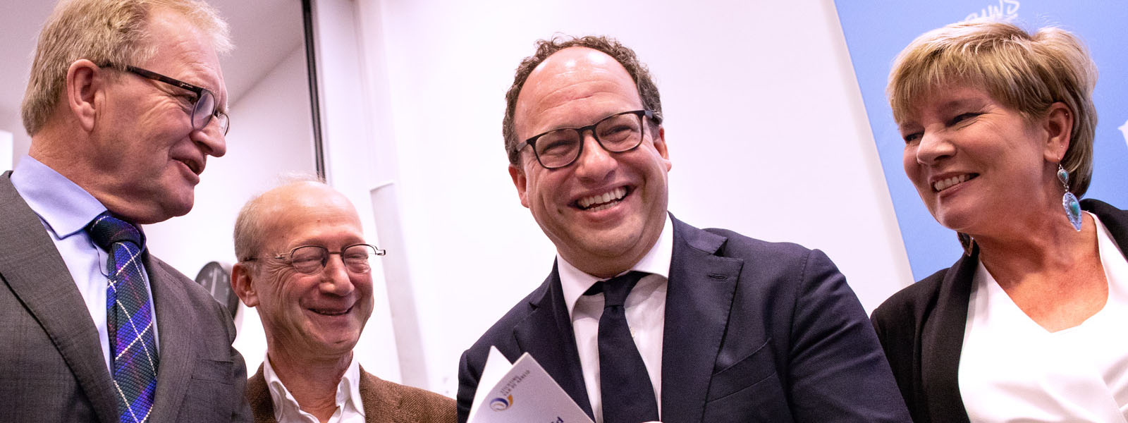 Overhandiging voorstel AOV zelfstandigen aan minister Koolmees (SZW) | 3 maart 2020
